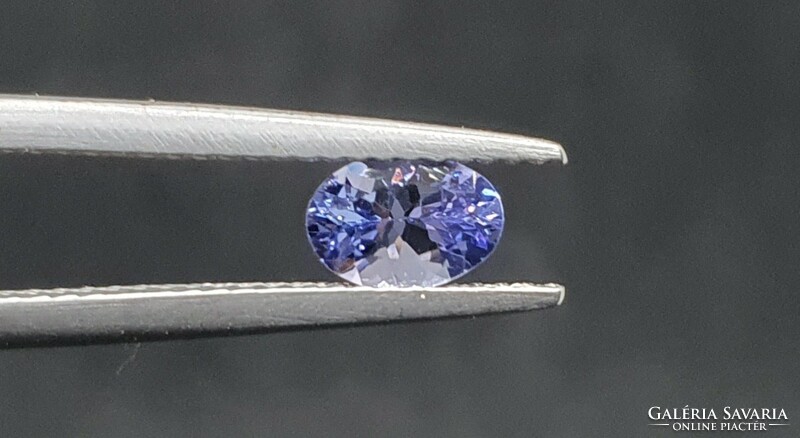 Tanzanite oval cut 0.63 Carat. With certification.