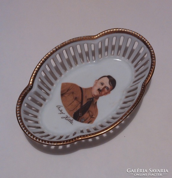 1933 ADOLF HITLER BUST HEAD COMMEMORATIVE PORCELAIN BASKETS PLATE THIRD REICH