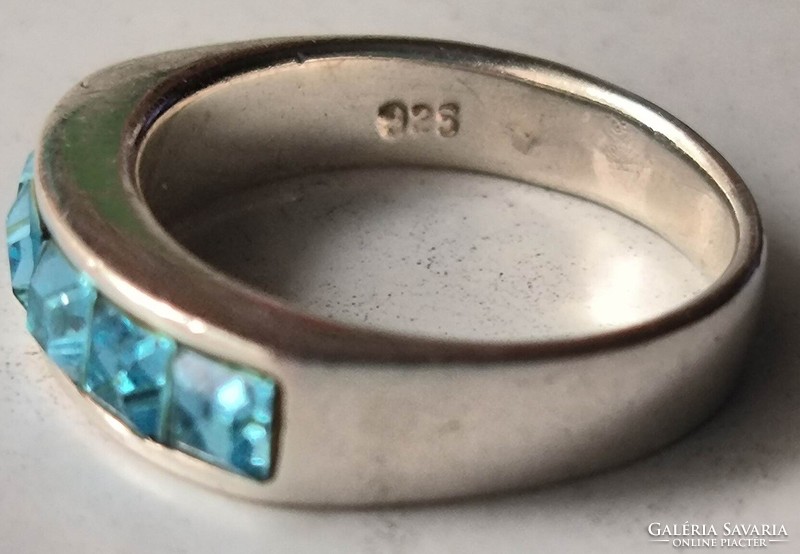 Blue stony silver ring
