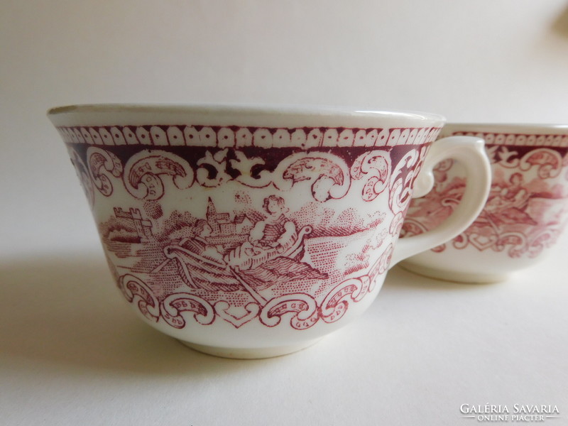 Royal sphinx maastricht 1920 tea cups with old cambridge pattern