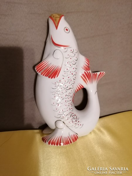 Porcelain fish