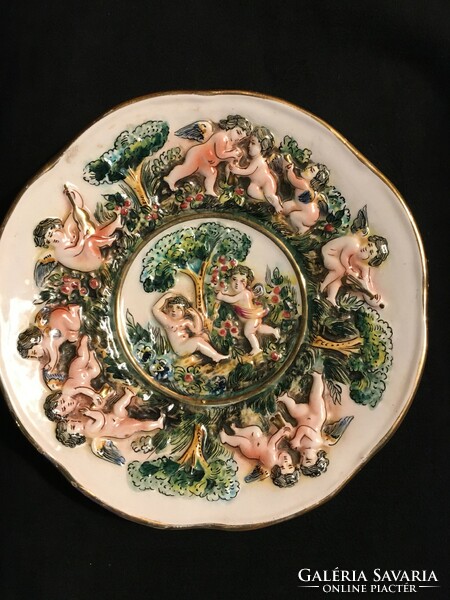 Antique capodimonte wall plate in beautiful condition!!! 19X3 cm !!