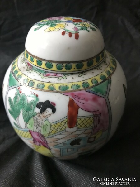 Chinese urn vase