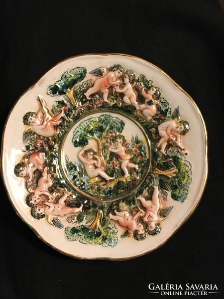 Antique capodimonte wall plate in beautiful condition!!! 19X3 cm !!