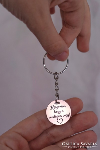 Guest gift for service providers - pink and red - engraved key ring - in 2 colors