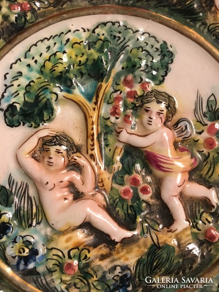 Antique capodimonte wall plate in beautiful condition!!! 19X3 cm !!