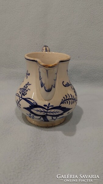 Villeroy & Boch antique faience pourer