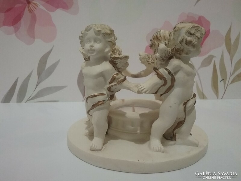 Demanding candle holder with 4 angels 10 cm