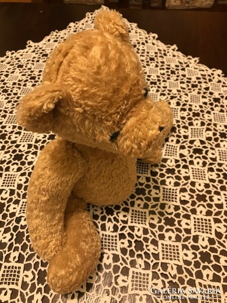 Retro, very cute teddy bear. Soft plush. We got it from the Netherlands. Po box 140 3900 ac veenendaal/nl