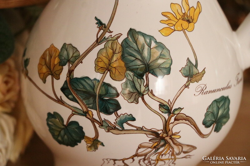 Villeroy botanica jug