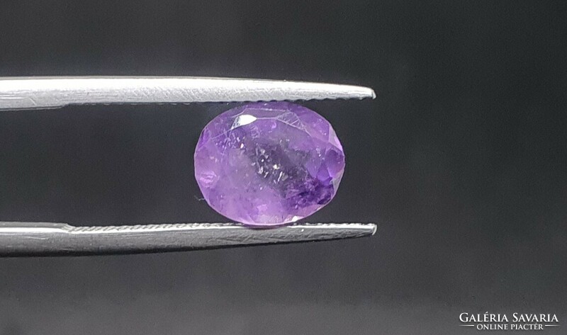Amethyst oval cut 2.25 Carat. With certification.