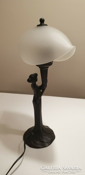 Bronze table lamp with an elegant female figure