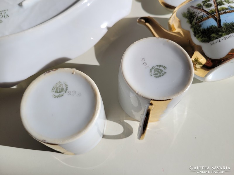 Régi antik Victoria Csehszlovák porcelán Hévíz gyógyfürdő emlék aranyozott tálca kávés csésze kiöntő