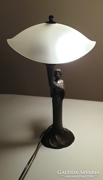 Bronze table lamp with an elegant female figure