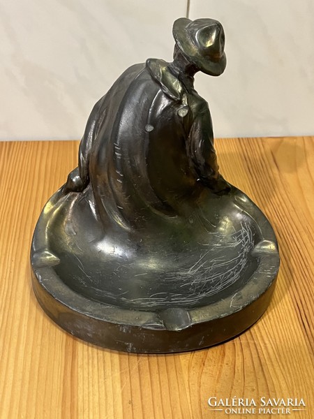 Scout, bronze statue ashtray