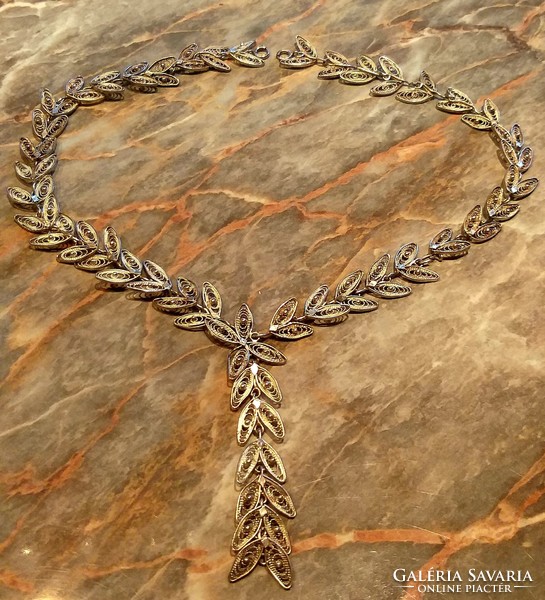 Collector's item: unique marked silver necklace with lace 39gr