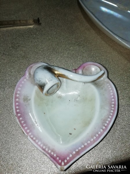 Piped antique porcelain ashtray in the condition shown in the pictures 1.