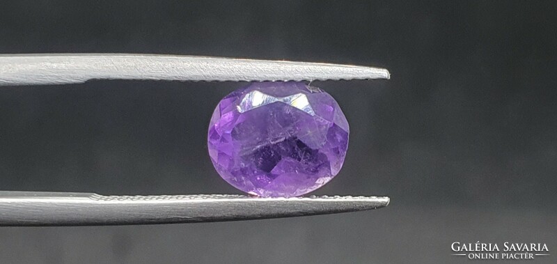 Amethyst oval cut 2.37 Carat. With certification.