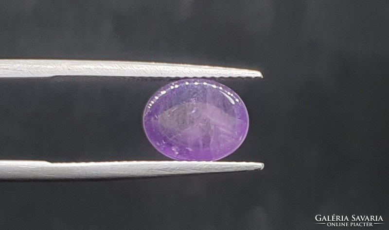 Amethyst round cut 2.74 Carats. With certification.