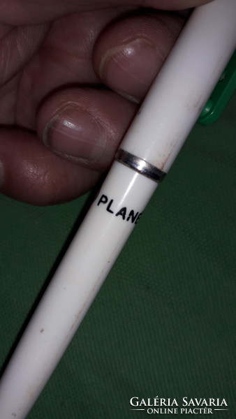 Retro ICO - "PLANÉTA" műanyag fehérszínű burkolatú golyóstoll a képek szerint