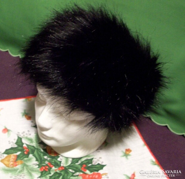 Beautiful faux fur headband new