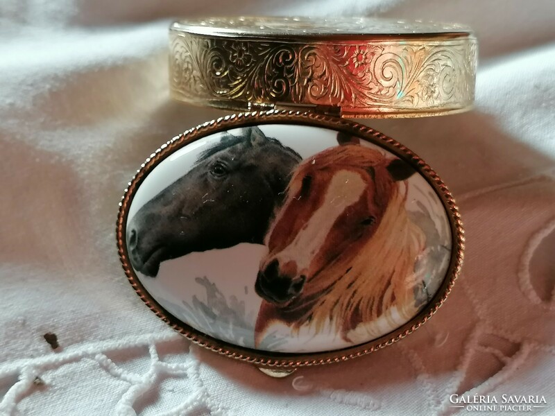 Retro medicine holder or ring holder box, decorated with a horse head pattern