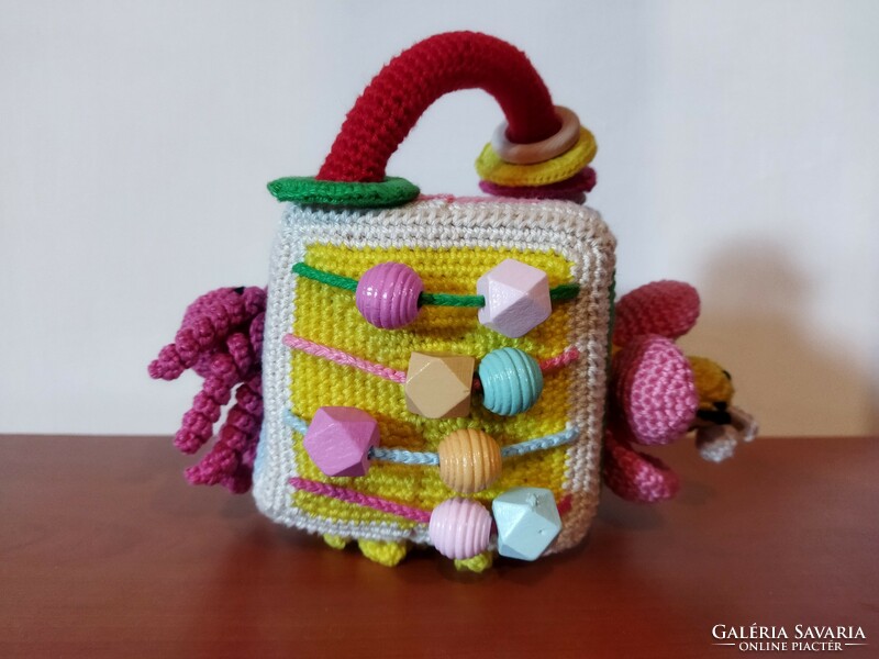 Crochet sensory cube