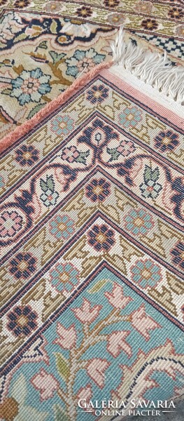 Kashmir garden pattern silk carpet 143x78cm. Negotiable!
