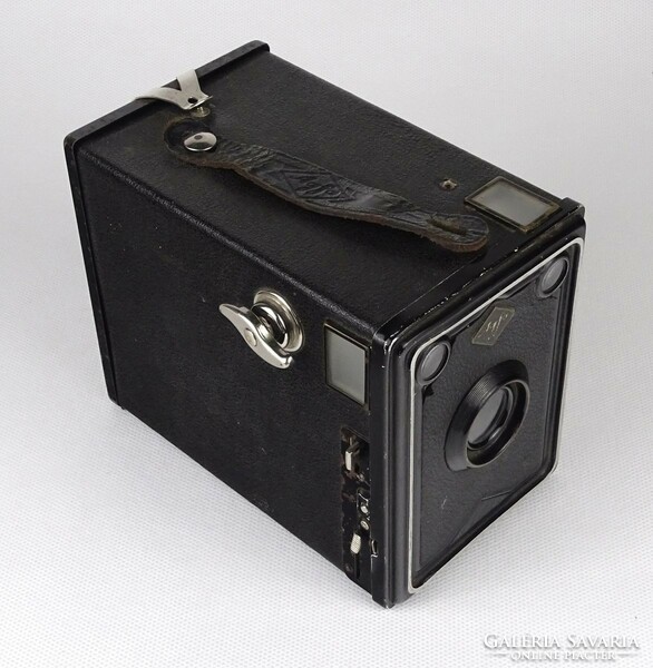 1P768 old agfa camera in leather case