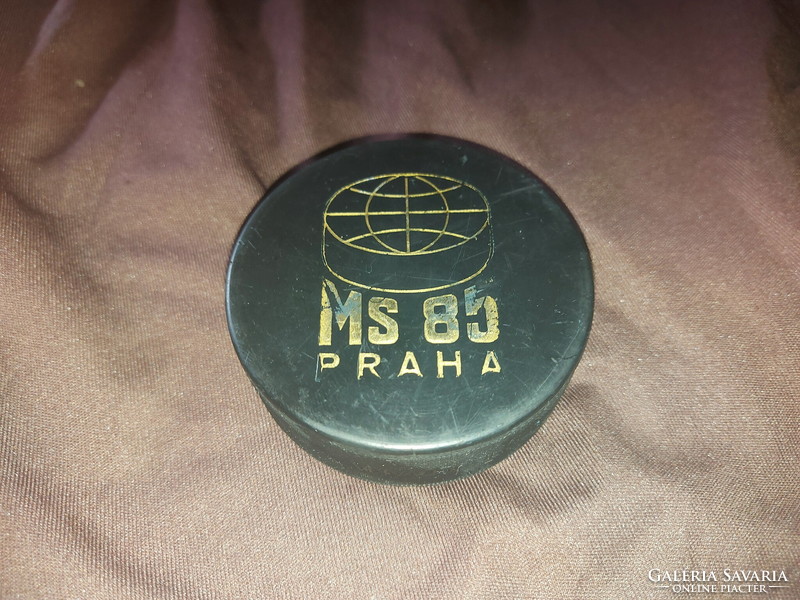 Hockey World Cup Prague 1985 original puck