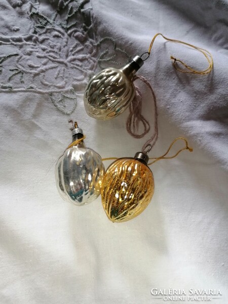 Three old walnut glass Christmas tree ornaments 26.