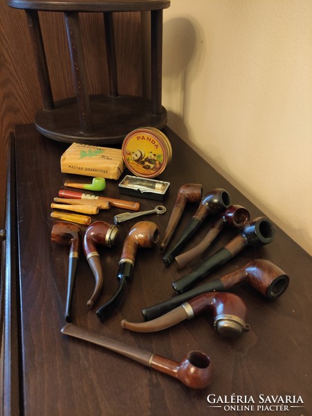 Pipetorium 10 pieces of pipe, pipe tobacco, accessories in a package
