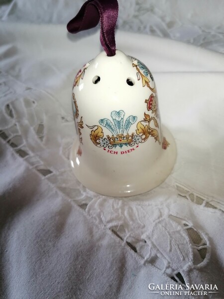 Lady Diana and Prince Charles wedding souvenir porcelain perfume holder 1981