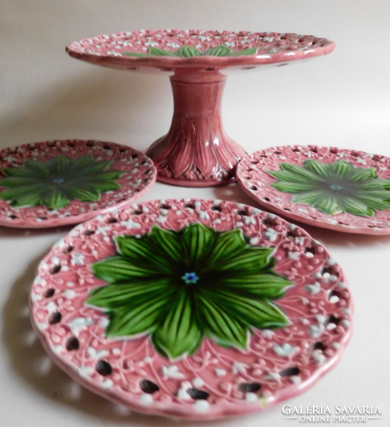 Körmöcbánya antique majolica pedestal bowl with lily of the valley pattern, with three plates