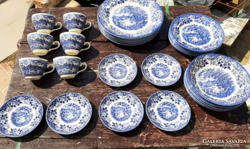 Churchill 30-piece blue dinnerware set