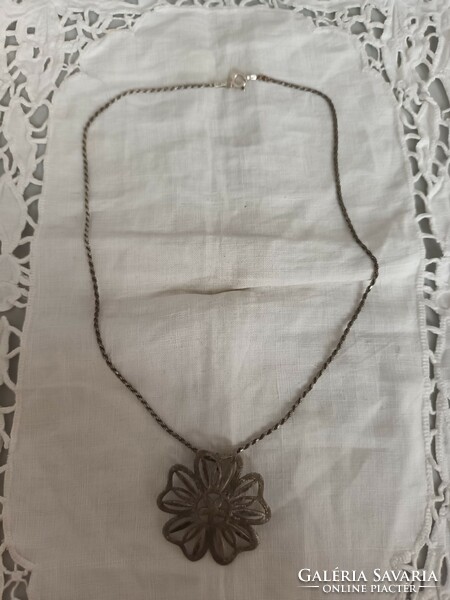 Old silver handmade necklace with old silver flower-shaped pendant for sale!