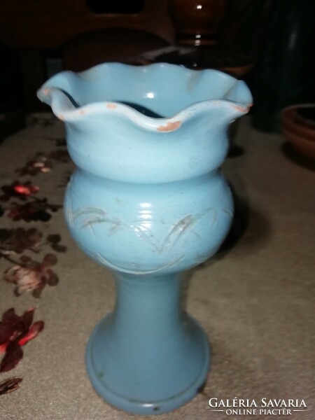 Ceramic vase 37. It is in the condition shown in the pictures