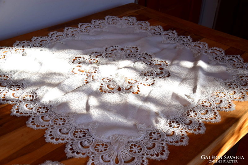 Lace artificial silk tablecloth center table beige 86 x 83 cm