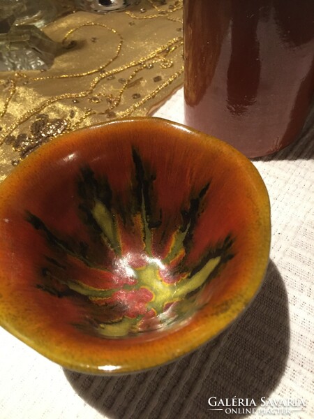 Applied art ceramic bowl (78)