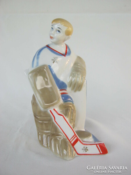 Polonne porcelain figure ice hockey boy 17 cm