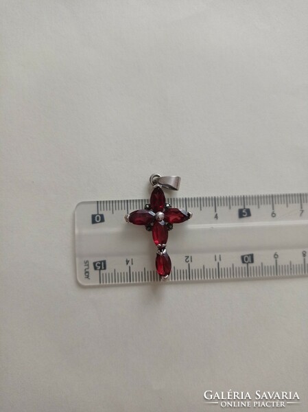 Large silver cross pendant with garnet stone, old showy massive used but in good condition. 4 Cm see photo.