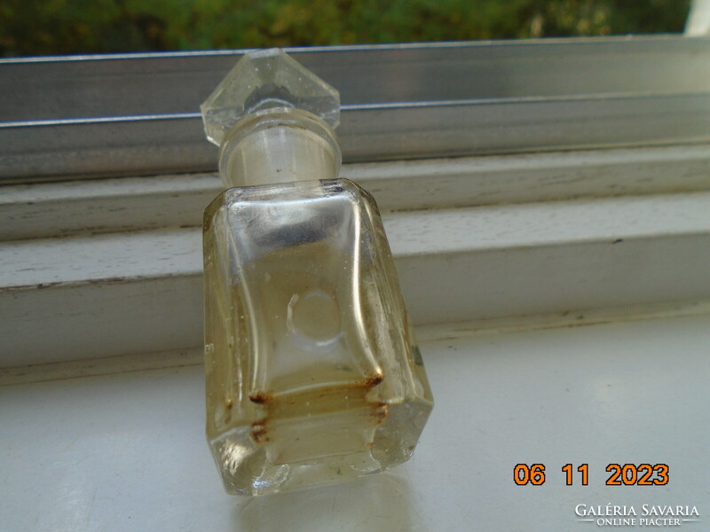 19 sz VRAIS PARFUME DE FLEURS aranyozott dombor címkével,fazettált francia parfűmös üveg