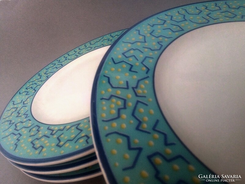 Extremely rare Pagnossine postmodern/memphis milano design plates 1980's
