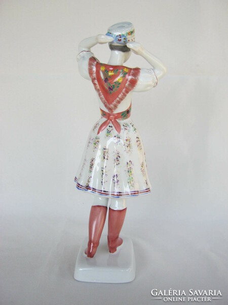 Retro ... Hollóházi porcelán kézzel festett figura lány népviseletben