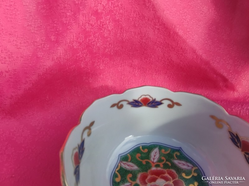 Gyönyörű japán Imari(?) porcelán tál