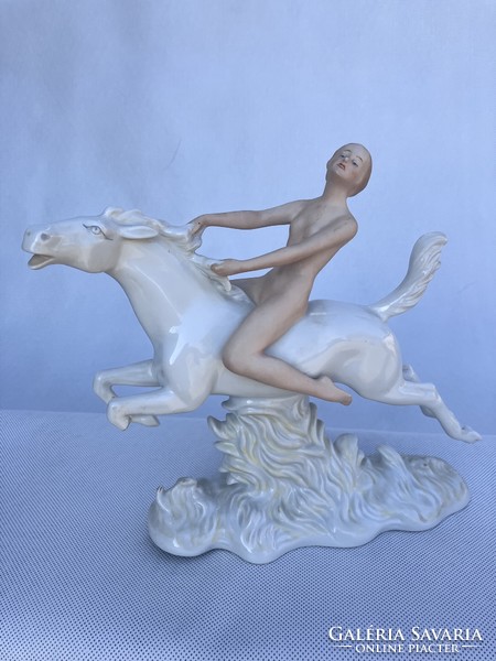 Riding naked amazon, wallendorf porcelain