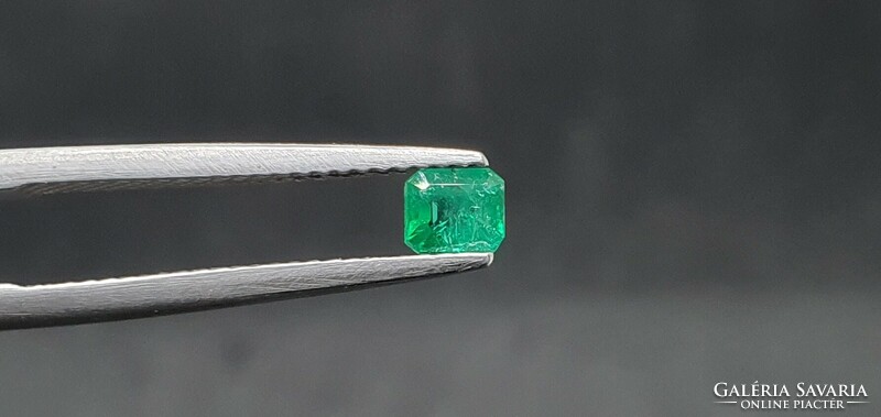 Brazilian emerald 0.27 Carat. With certification.