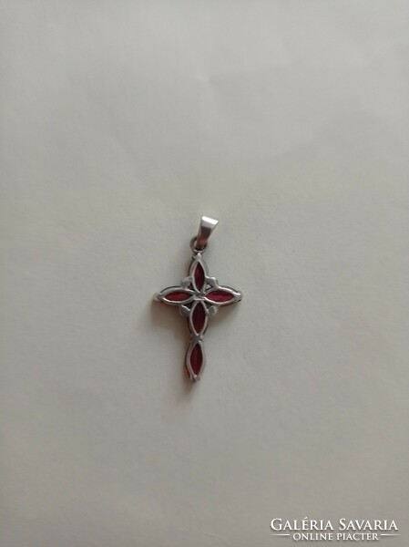 Large silver cross pendant with garnet stone, old showy massive used but in good condition. 4 Cm see photo.