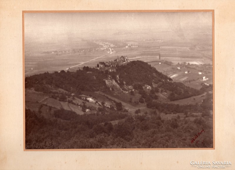 1940 Somlóhegy, Bakács castle ruins, Somló grapes, drums