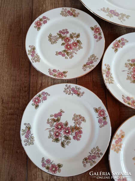 Zsolnay floral cake / sandwich set